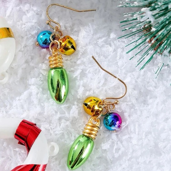 π Lovely Holiday Light Colorful Metallic Tassel Drop Earrings π